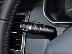 2014款 5.0T 自动 SC锋尚创世版 5座