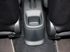 2013款 1.6L 手动 酷锐版