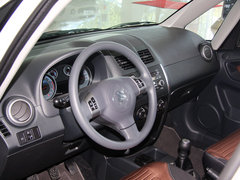 2013款 1.6L 手动 酷锐版