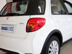 2013款 1.6L 手动 酷锐版