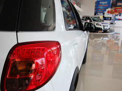 2013款 1.6L 手动 酷锐版