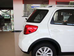 2013款 1.6L 手动 酷锐版