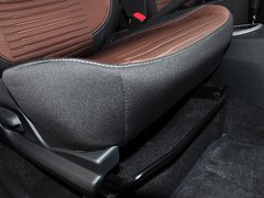 2013款 1.6L 自动 酷锐版