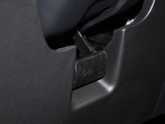 2013款 1.6L 自动 酷锐版