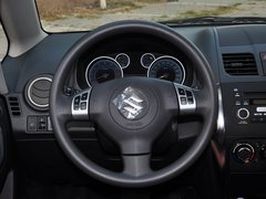2013款 1.6L 自动 酷锐版