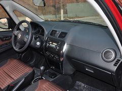 2013款 1.6L 自动 酷锐版