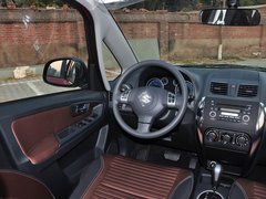 2013款 1.6L 自动 酷锐版