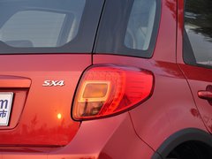 2013款 1.6L 自动 酷锐版