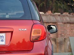 2013款 1.6L 自动 酷锐版