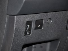 2013款 1.6L 自动 风尚陈坤出色版