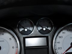 2013款 1.6L 自动 风尚陈坤出色版