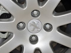 2013款 1.6L 自动 风尚陈坤出色版
