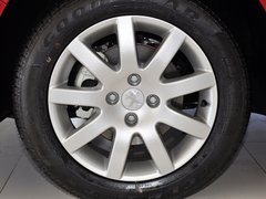 2013款 1.6L 自动 风尚陈坤出色版