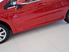 2013款 1.6L 自动 风尚陈坤出色版