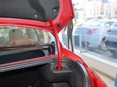 2013款 1.6L 自动 风尚陈坤出色版