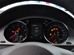 2013款 2.0TSI DSG 尊贵型