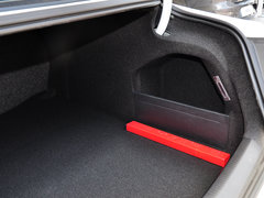 2013款 1.8TSI DSG 尊贵型