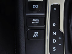 2013款 1.8TSI DSG 尊贵型