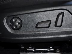 2013款 1.8TSI DSG 尊贵型