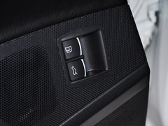 2013款 1.8TSI DSG 尊贵型