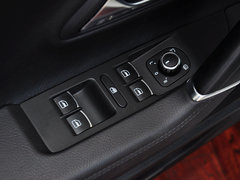 2013款 1.8TSI DSG 尊贵型