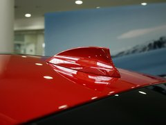 2013款 328i 2.0T 自动 风尚设计套装