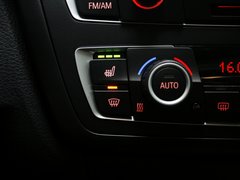2013款 328i 2.0T 自动 风尚设计套装