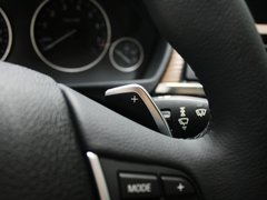 2013款 328i 2.0T 自动 风尚设计套装