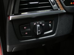 2013款 328i 2.0T 自动 风尚设计套装