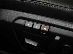 2013款 328i 2.0T 自动 风尚设计套装