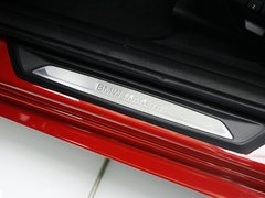 2013款 328i 2.0T 自动 风尚设计套装