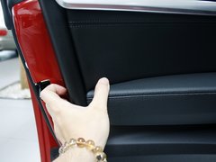 2013款 328i 2.0T 自动 风尚设计套装