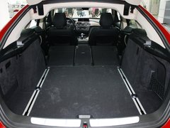 2013款 328i 2.0T 自动 风尚设计套装