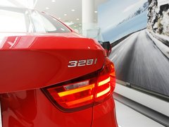 2013款 328i 2.0T 自动 风尚设计套装