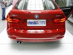 2013款 328i 2.0T 自动 风尚设计套装