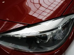 2013款 328i 2.0T 自动 风尚设计套装