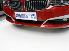 2013款 328i 2.0T 自动 风尚设计套装