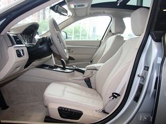 2013款 328i 2.0T 自动 风尚设计套装