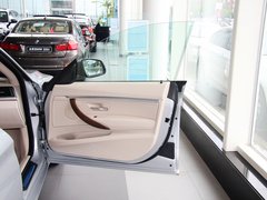 2013款 328i 2.0T 自动 风尚设计套装
