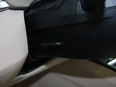 2013款 328i 2.0T 自动 风尚设计套装