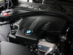 2013款 328i 2.0T 自动 风尚设计套装