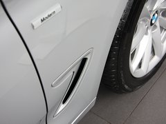 2013款 328i 2.0T 自动 风尚设计套装