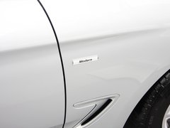 2013款 328i 2.0T 自动 风尚设计套装