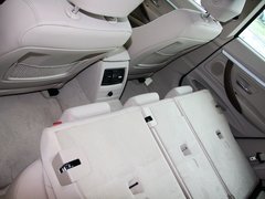 2013款 328i 2.0T 自动 风尚设计套装