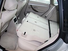 2013款 328i 2.0T 自动 风尚设计套装