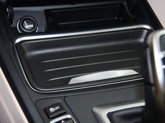 2013款 328i 2.0T 自动 风尚设计套装