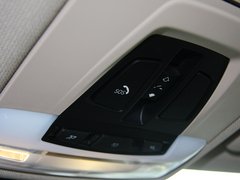 2013款 328i 2.0T 自动 风尚设计套装