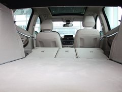 2013款 328i 2.0T 自动 风尚设计套装