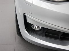 2013款 328i 2.0T 自动 风尚设计套装