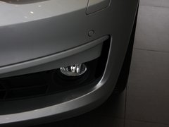 2013款 328i 2.0T 自动 风尚设计套装